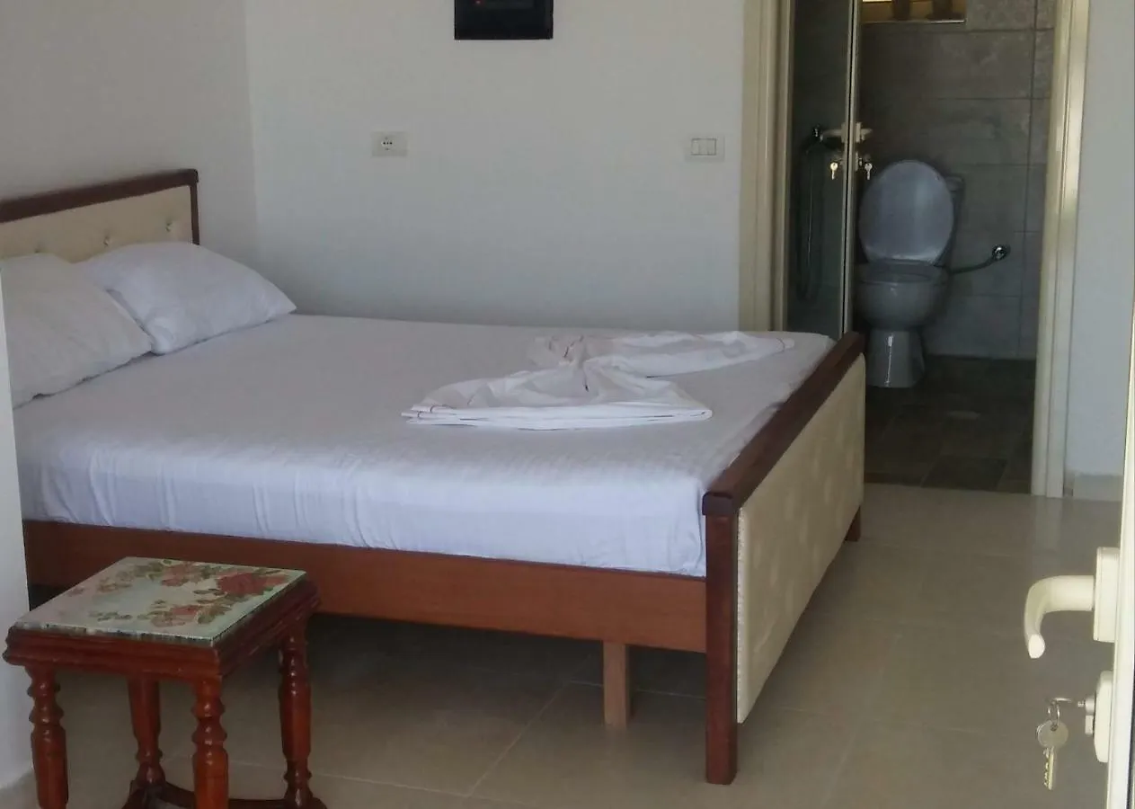 Aira Apartment Himare 0*,